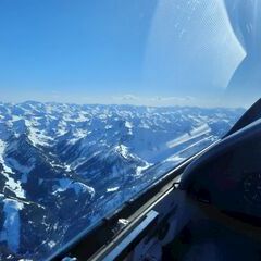 Flugwegposition um 14:15:43: Aufgenommen in der Nähe von Gemeinde Aigen im Ennstal, Österreich in 2380 Meter